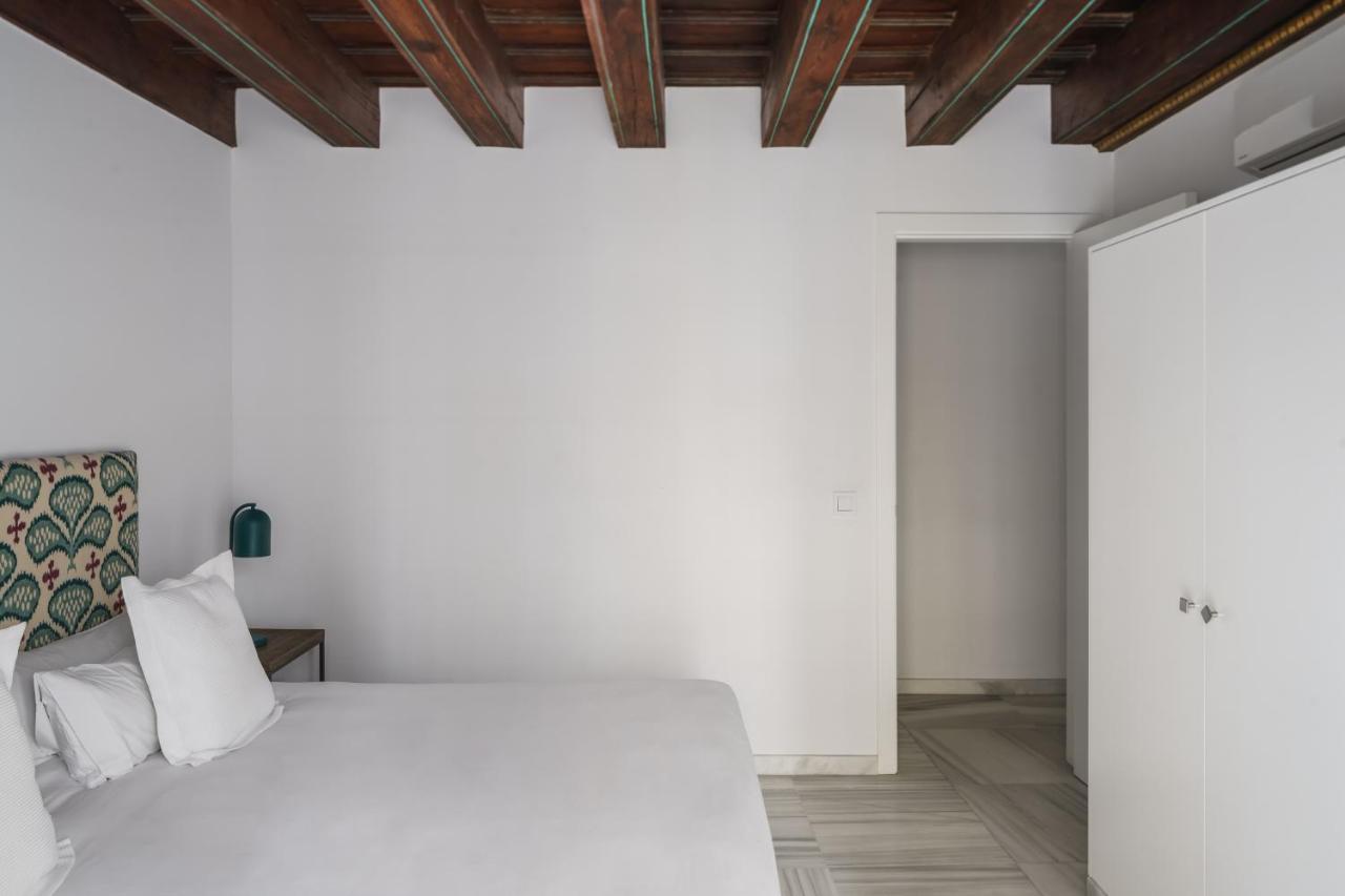 Numa Seville Molina 外观 照片